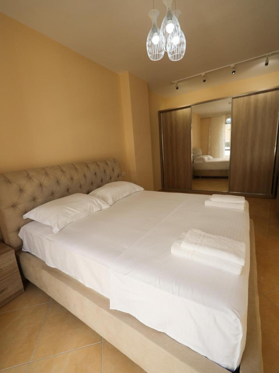 Sea View Apartments Durrës Exterior foto